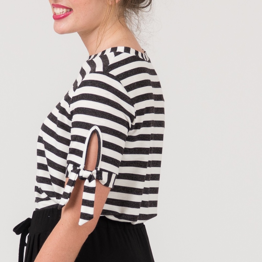 Tie sleeve top